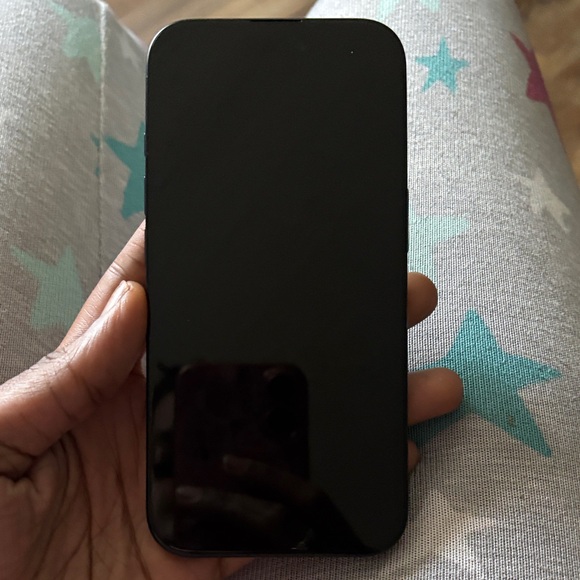 Apple Black Smartphone - Picture 1 of 3